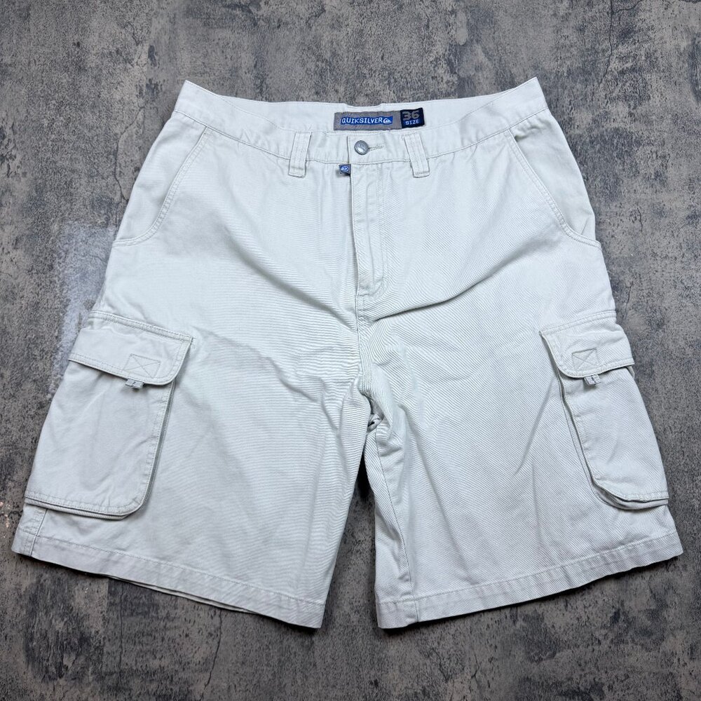 Vintage Y2K Quiksilver Surfwear Summer White Cargo Shorts Size 36